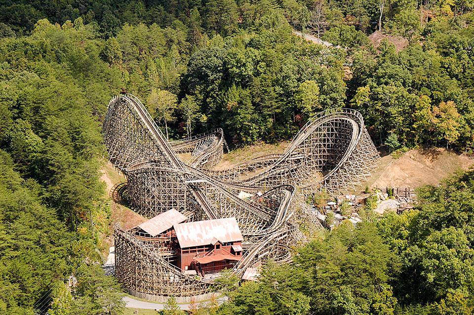 thunderhead-dollywood-roller-coaster-1242.jpg